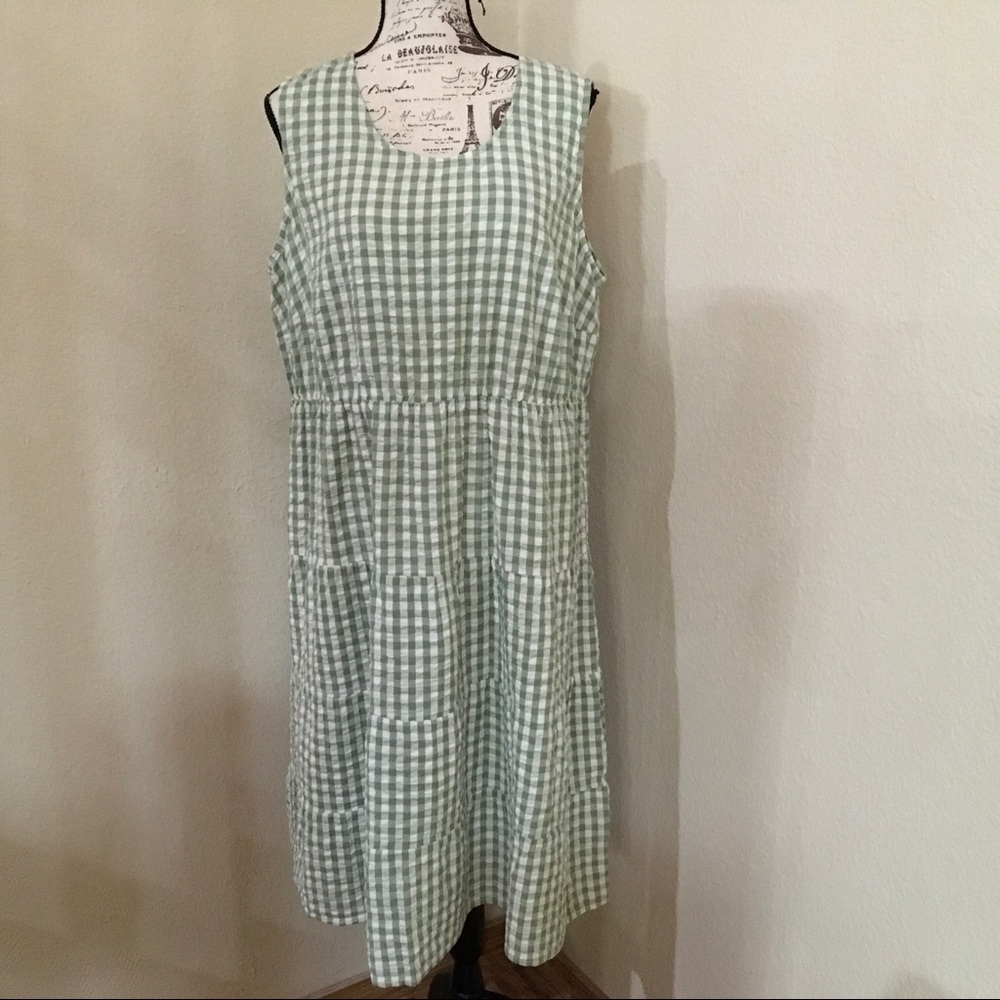 Seersucker checkered midi dress